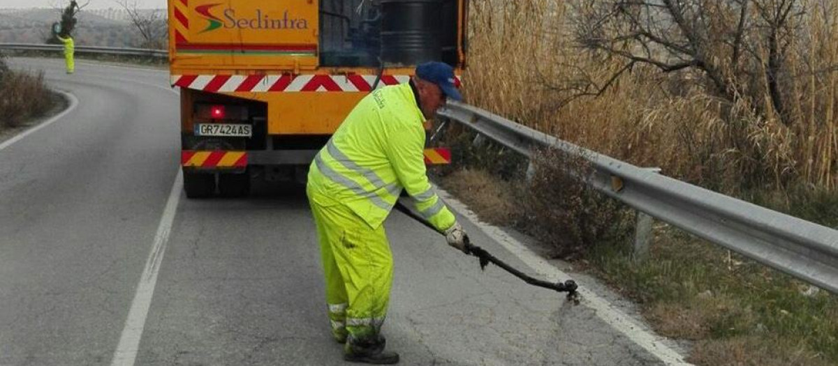 El mantenimiento de las carreteras después de los meses de invierno 659da6a3c5139.r d.445 430 9895