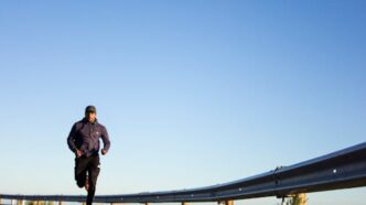 Persona corriendo al aire libre