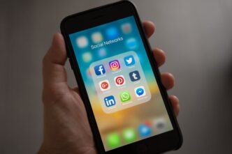 Smartphone con aplicaciones de productividad